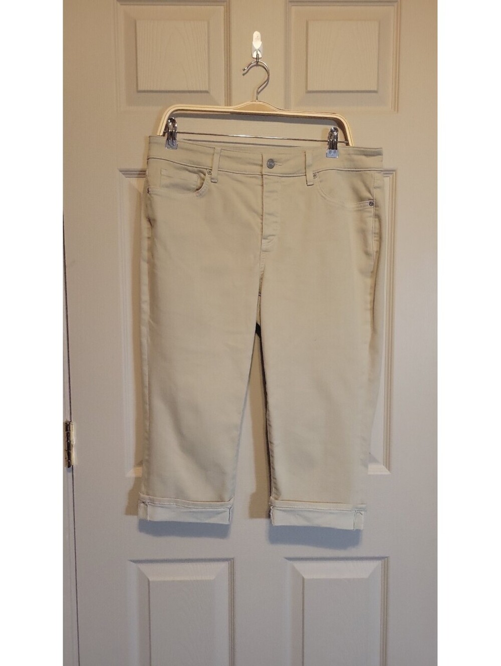 NYDJ Marilyn Crop Lift Tuck Technology Beige Crop Pants Size 14P